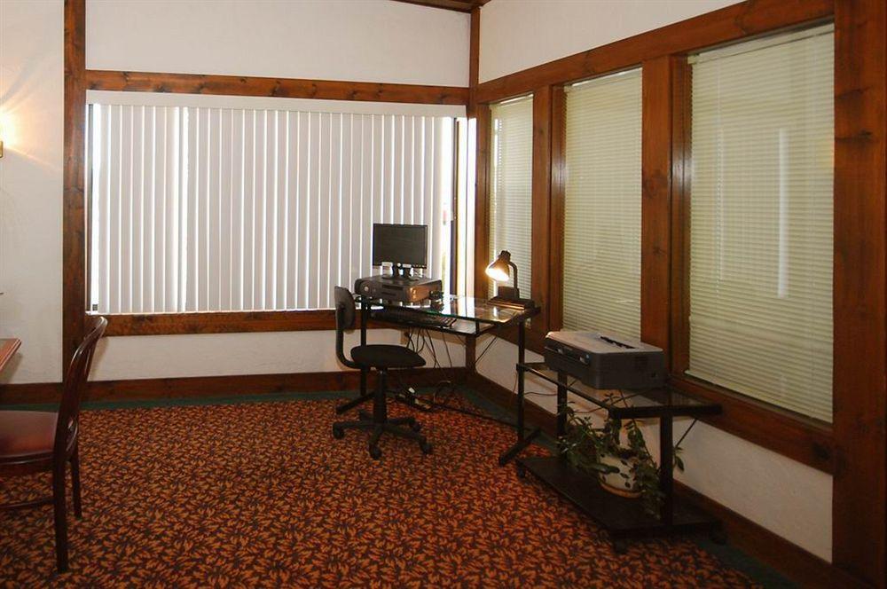 Quality Inn Ґейлорд Екстер'єр фото