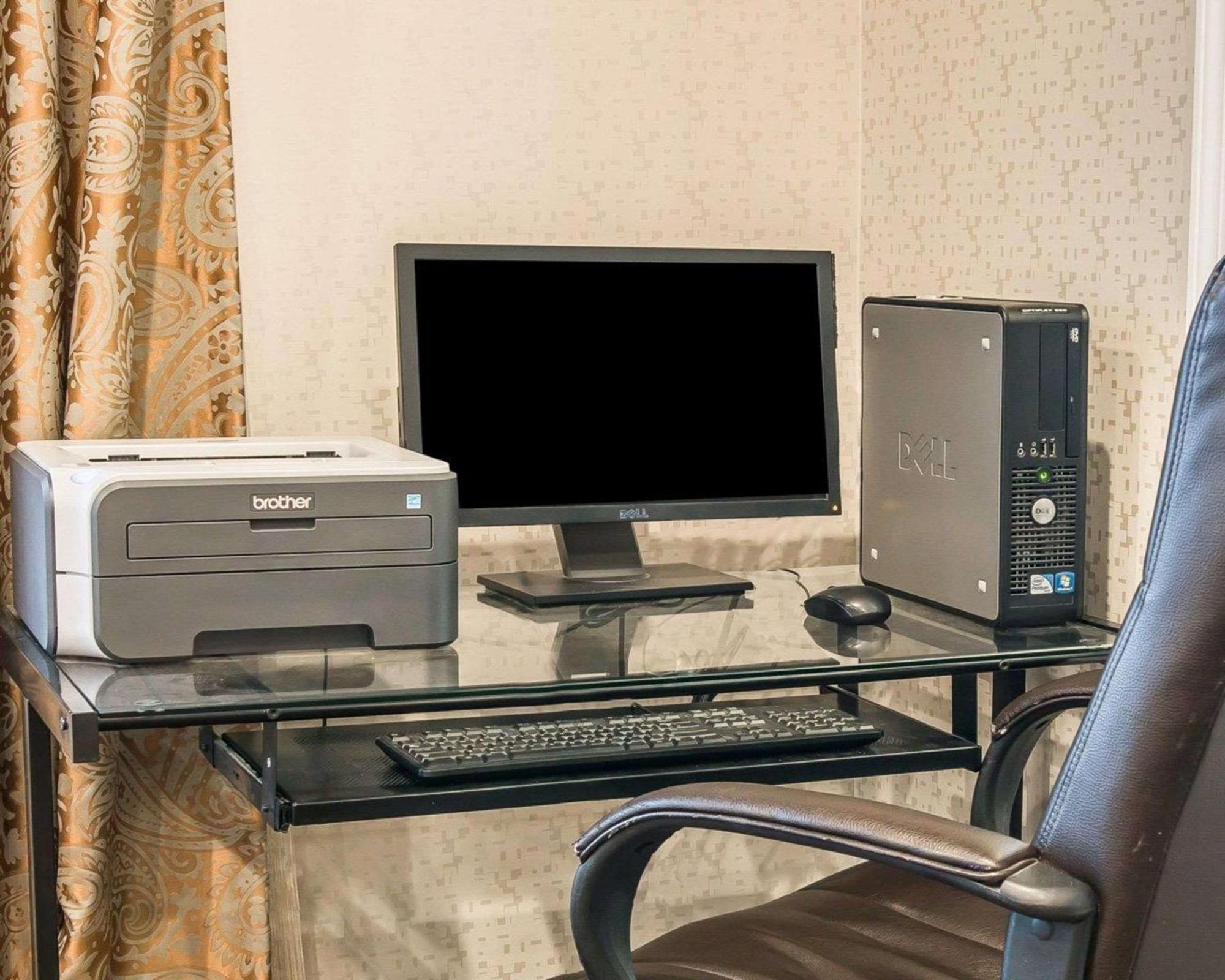 Quality Inn Ґейлорд Екстер'єр фото