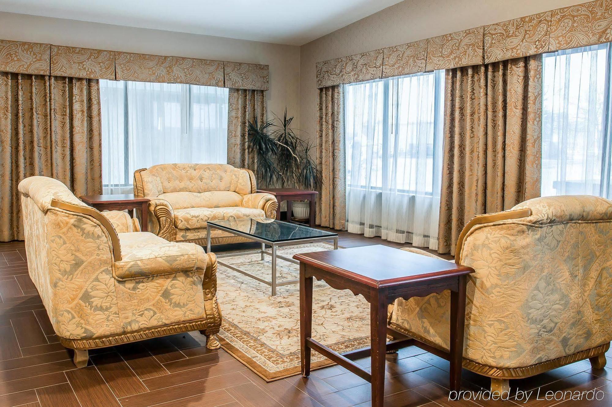 Quality Inn Ґейлорд Екстер'єр фото
